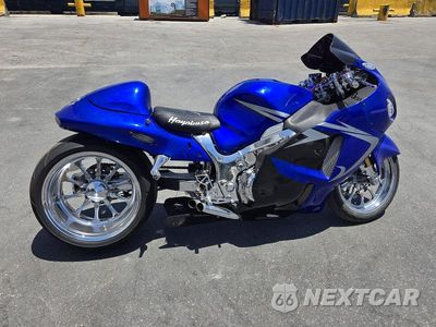 Czwarte zdjęcie samochodu z boku: 2005 SUZUKI GSX1300 RK5 VIN:JS1GW71A552102865 - miniatura