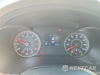 Zdjęcie 9 z 12 samochodu: 2020 KIA OPTIMA S VIN:5XXGT4L36LG405415 - miniatura