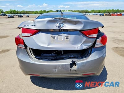 Zdjęcie 6 z 12 samochodu: 2011 HYUNDAI ELANTRA VIN:5NPDH4AE6BH075657 - miniatura