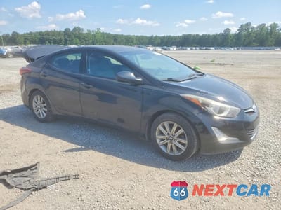Czwarte zdjęcie samochodu z boku: 2015 HYUNDAI ELANTRA SE VIN:KMHDH4AE3FU226462 - miniatura