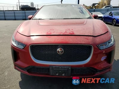 Piąte zdjęcie samochodu w środku: 2019 JAGUAR I-PACE FIRST EDITION VIN:SADHD2S18K1F72933 - miniatura