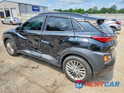 Drugie zdjęcie samochodu z przodu: 2020 HYUNDAI KONA SEL PLUS VIN:KM8K62AA1LU423592 - miniatura