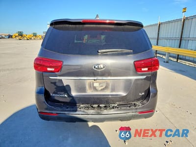 Zdjęcie 6 z 14 samochodu: 2021 KIA SEDONA LX VIN:KNDMB5C18M6673831 - miniatura