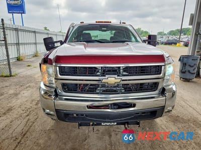 Piąte zdjęcie samochodu w środku: 2009 CHEVROLET SILVERADO K2500 HEAVY DUTY LT VIN:1GCHK59K19E159253 - miniatura