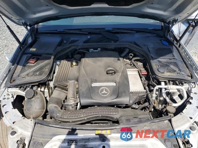 Zdjęcie 11 z 12 samochodu: 2015 MERCEDES-BENZ C 300 4MATIC VIN:55SWF4KBXFU002104 - miniatura