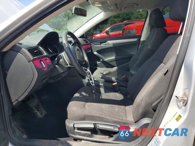 Zdjęcie 7 z 12 samochodu: 2016 VOLKSWAGEN PASSAT S VIN:1VWAS7A37GC008313 - miniatura