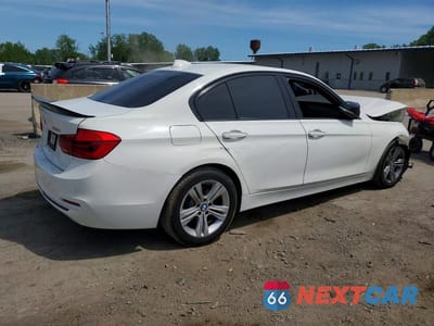 Trzecie zdjęcie samochodu z tyłu: 2016 BMW 328 XI SULEV VIN:WBA8E3G57GNT78320 - miniatura