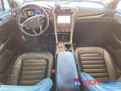 Zdjęcie 8 z 12 samochodu: 2019 FORD FUSION SEL VIN:3FA6P0CD1KR234287 - miniatura