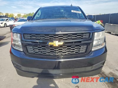 Piąte zdjęcie samochodu w środku: 2018 CHEVROLET TAHOE C1500 LS VIN:1GNSCAKC8JR270529 - miniatura