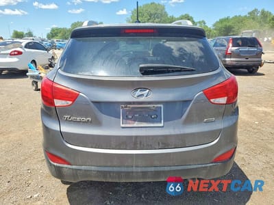 Zdjęcie 6 z 13 samochodu: 2014 HYUNDAI TUCSON SE VIN:KM8JUCAG2EU826642 - miniatura