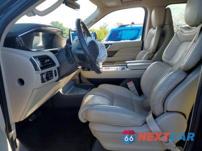Zdjęcie 7 z 13 samochodu: 2020 LINCOLN NAVIGATOR RESERVE VIN:5LMJJ2KT1LEL21131 - miniatura