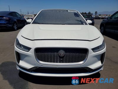 Piąte zdjęcie samochodu w środku: 2019 JAGUAR I-PACE FIRST EDITION VIN:SADHD2S15K1F64059 - miniatura