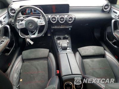 Zdjęcie 8 z 12 samochodu: 2019 MERCEDES-BENZ A 220 VIN:WDD3G4EB4KW019201 - miniatura