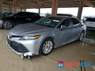2019 TOYOTA CAMRY LE 4T1B11HK3KU800400 - główne zdjęcie licytacji z USA - miniatura