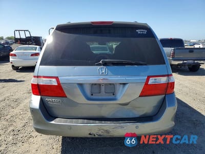 Zdjęcie 6 z 13 samochodu: 2006 HONDA ODYSSEY TOURING VIN:5FNRL38866B033833 - miniatura