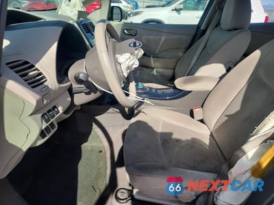 Zdjęcie 7 z 12 samochodu: 2012 NISSAN LEAF SV VIN:JN1AZ0CP9CT027044 - miniatura