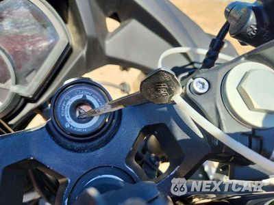 Zdjęcie 8 z 9 samochodu: 2018 KAWASAKI EX400 VIN:JKAEXKG15JDA02961 - miniatura