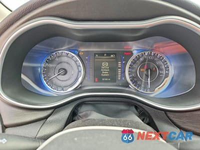 Zdjęcie 9 z 12 samochodu: 2016 CHRYSLER 200 LIMITED VIN:1C3CCCAB9GN149644 - miniatura