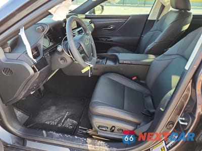 Zdjęcie 7 z 12 samochodu: 2024 LEXUS ES 350 BASE VIN:58ADZ1B13RU161889 - miniatura