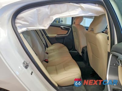 Zdjęcie 10 z 12 samochodu: 2018 VOLVO S60 DYNAMIC VIN:YV140MTL5J2453092 - miniatura