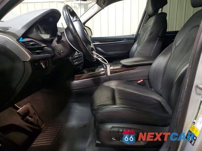 Zdjęcie 7 z 13 samochodu: 2016 BMW X5 XDRIVE35I VIN:5UXKR0C55G0S87169 - miniatura