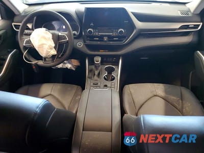 Zdjęcie 8 z 13 samochodu: 2026 TOYOTA HIGHLANDER XLE VIN:5TDKDRBH8TS600464 - miniatura