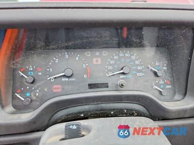 Zdjęcie 9 z 14 samochodu: 2000 JEEP WRANGLER / TJ VIN:1J4FA49S4YP787048 - miniatura