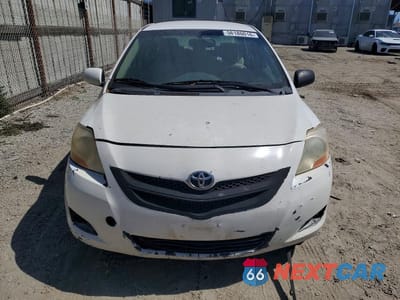 Piąte zdjęcie samochodu w środku: 2010 TOYOTA YARIS BASE VIN:JTDBT4K38A4066658 - miniatura