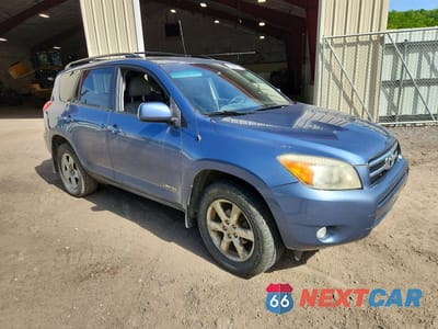 Czwarte zdjęcie samochodu z boku: 2007 TOYOTA RAV4 LIMITED VIN:JTMBD31V676045718 - miniatura
