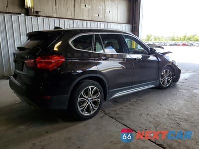 Trzecie zdjęcie samochodu z tyłu: 2016 BMW X1 XDRIVE28I VIN:WBXHT3C33G5F65833 - miniatura