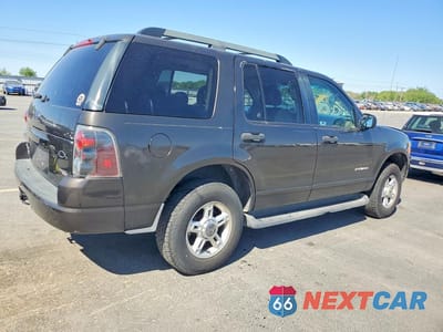 Trzecie zdjęcie samochodu z tyłu: 2005 FORD EXPLORER XLT VIN:1FMZU73E95ZA60398 - miniatura