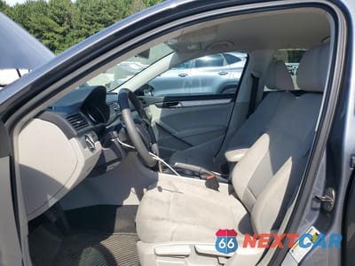 Zdjęcie 7 z 12 samochodu: 2016 VOLKSWAGEN PASSAT S VIN:1VWAS7A32GC053482 - miniatura