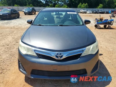 Piąte zdjęcie samochodu w środku: 2013 TOYOTA CAMRY HYBRID LE VIN:4T1BD1FK0DU066330 - miniatura