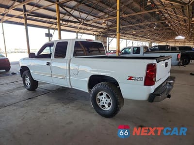 Drugie zdjęcie samochodu z przodu: 2003 CHEVROLET SILVERADO K1500 VIN:1GCEK19T53E325026 - miniatura
