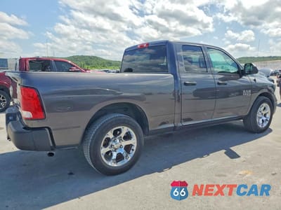 Trzecie zdjęcie samochodu z tyłu: 2021 RAM 1500 CLASSIC TRADESMAN VIN:1C6RR6FG6MS551104 - miniatura