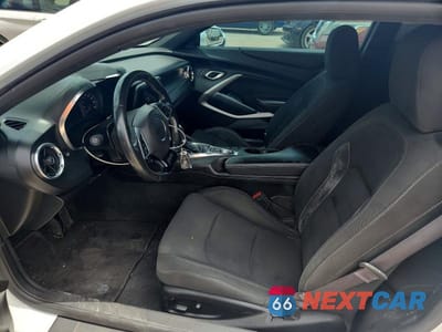 Zdjęcie 7 z 13 samochodu: 2017 CHEVROLET CAMARO LT VIN:1G1FB1RS2H0182366 - miniatura