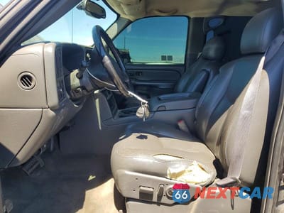 Zdjęcie 7 z 12 samochodu: 2005 GMC NEW SIERRA K1500 VIN:2GTEK13T451219843 - miniatura