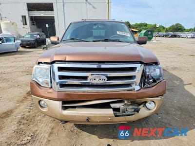 Piąte zdjęcie samochodu w środku: 2011 FORD EXPEDITION EL XLT VIN:1FMJK1J50BEF34289 - miniatura