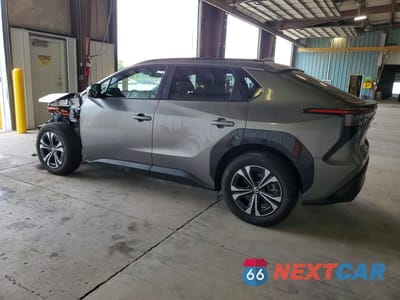 Drugie zdjęcie samochodu z przodu: 2024 TOYOTA BZ4X XLE VIN:JTMABACA6RA074653 - miniatura