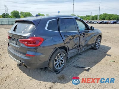 Trzecie zdjęcie samochodu z tyłu: 2018 BMW X3 XDRIVE30I VIN:5UXTR9C50JLC79112 - miniatura
