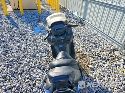 Zdjęcie 6 z 9 samochodu: 2003 SUZUKI AN400 K3 VIN:JS1CK43A332100566 - miniatura