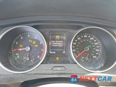 Zdjęcie 9 z 14 samochodu: 2019 VOLKSWAGEN TIGUAN SE VIN:3VV3B7AX8KM052747 - miniatura