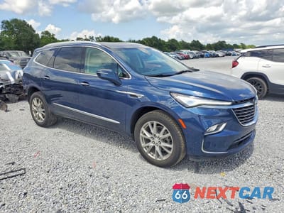 Czwarte zdjęcie samochodu z boku: 2022 BUICK ENCLAVE PREMIUM VIN:5GAERCKW5NJ164541 - miniatura