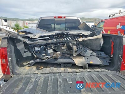 Zdjęcie 13 z 14 samochodu: 2014 CHEVROLET SILVERADO K3500 LTZ VIN:1GC4K1E80EF116593 - miniatura