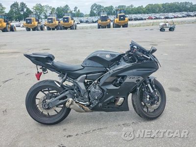 2025 YAMAHA YZFR7 JYARM38E2SA019106 - główne zdjęcie licytacji z USA - miniatura