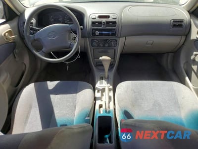 Zdjęcie 8 z 12 samochodu: 1998 TOYOTA COROLLA VE VIN:2T1BR12E8WC006575 - miniatura