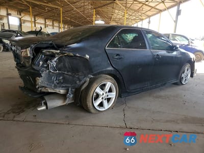 Trzecie zdjęcie samochodu z tyłu: 2014 TOYOTA CAMRY SE VIN:4T1BF1FK4EU463938 - miniatura