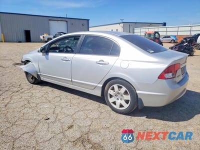 Drugie zdjęcie samochodu z przodu: 2010 HONDA CIVIC LX VIN:2HGFA1F58AH317099 - miniatura