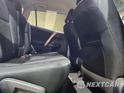 Zdjęcie 11 z 14 samochodu: 2017 TOYOTA RAV4 LE VIN:2T3BFREV8HW575003 - miniatura