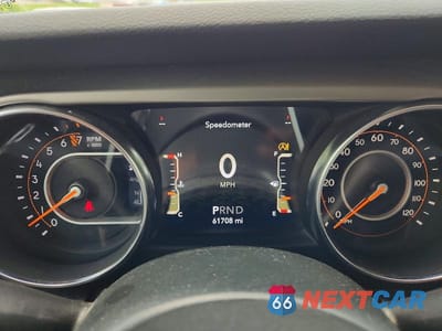 Zdjęcie 9 z 13 samochodu: 2020 JEEP GLADIATOR SPORT VIN:1C6HJTAG7LL108848 - miniatura